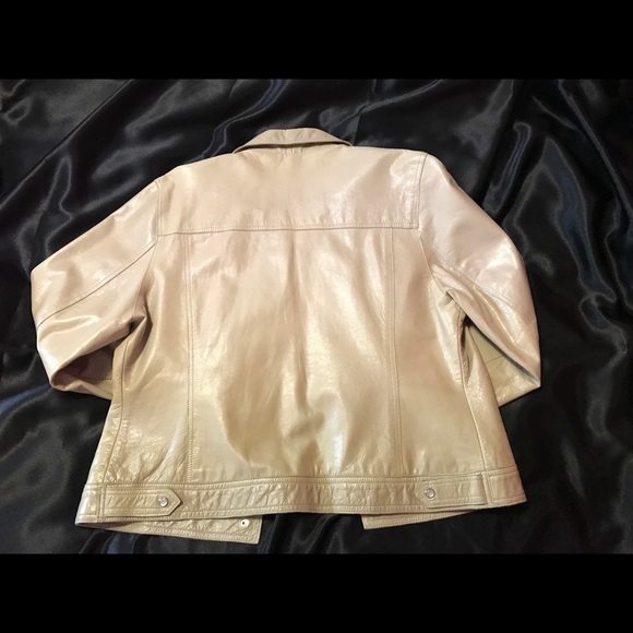 Leather jacket - Picture 2 of 2